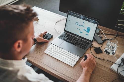 Chef de Produit : Mission, Salaire, Formation et Évolutions